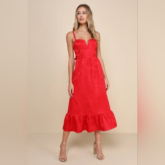 Major Perfection Red Floral Jacquard Midi Dress - Picture 2 of 9